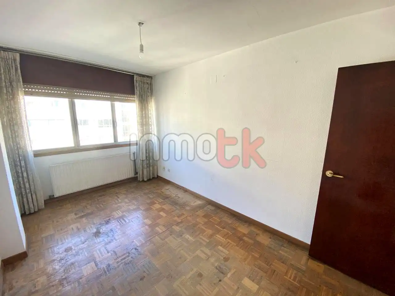 Schlafzimmer von Wohnung zum Verkauf in A Coruña Capital  mit Heizung und Abstellraum