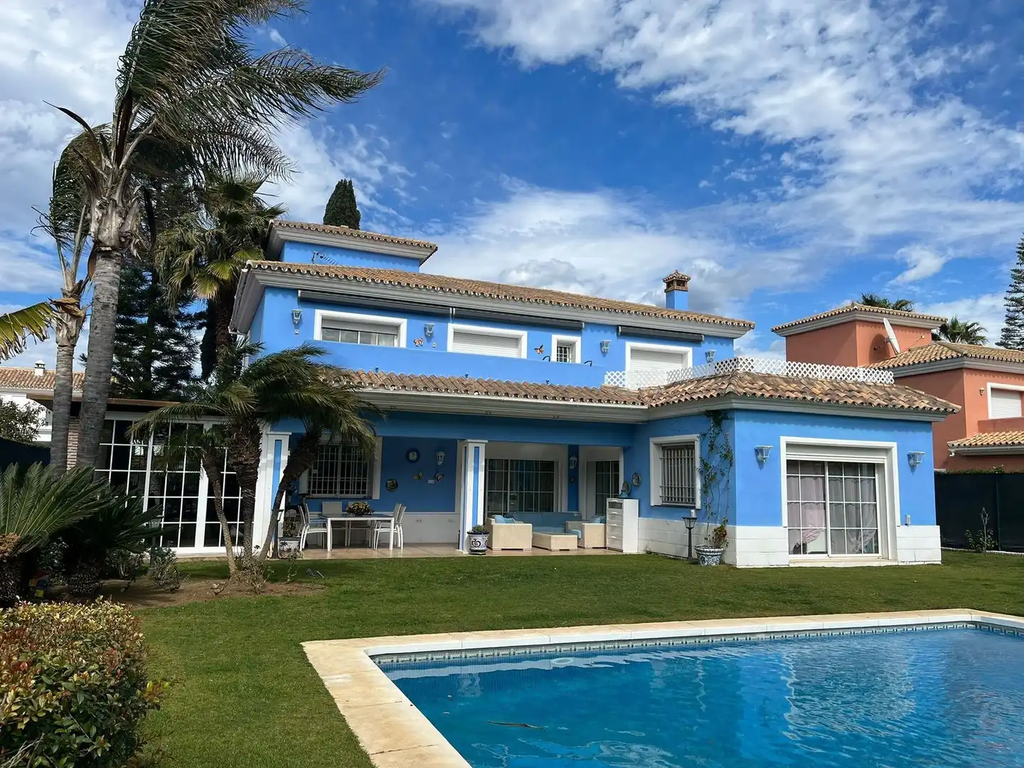 Villa mit Pool zum Verkauf in Calle 4 A 12