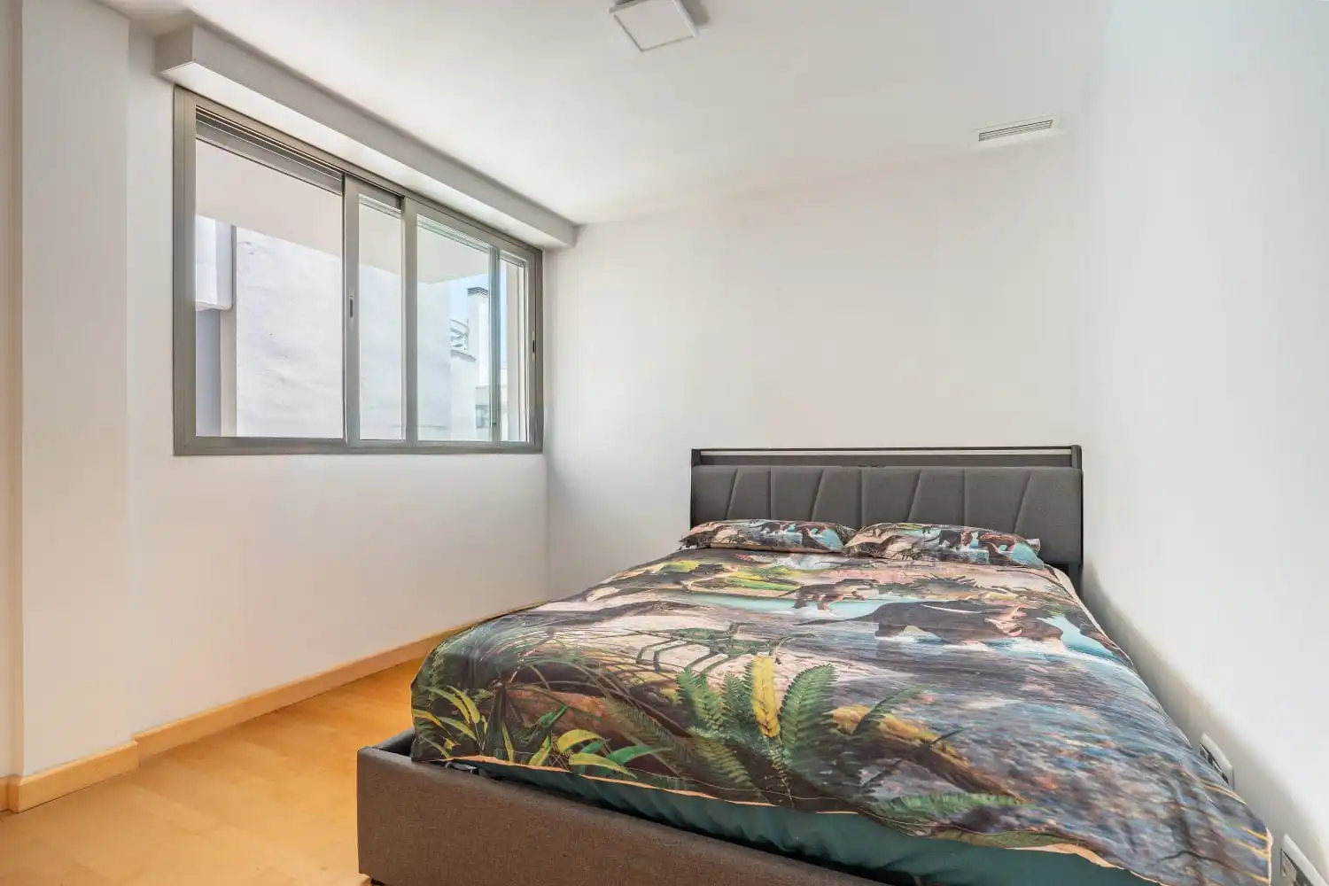 Habitación de Dúplex en venta en Mijas con Aire acondicionado, Terraza y Piscina