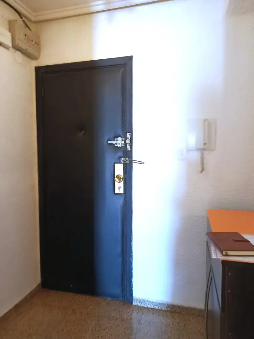 Piso en venta en Valencia con Balcón y Alarma