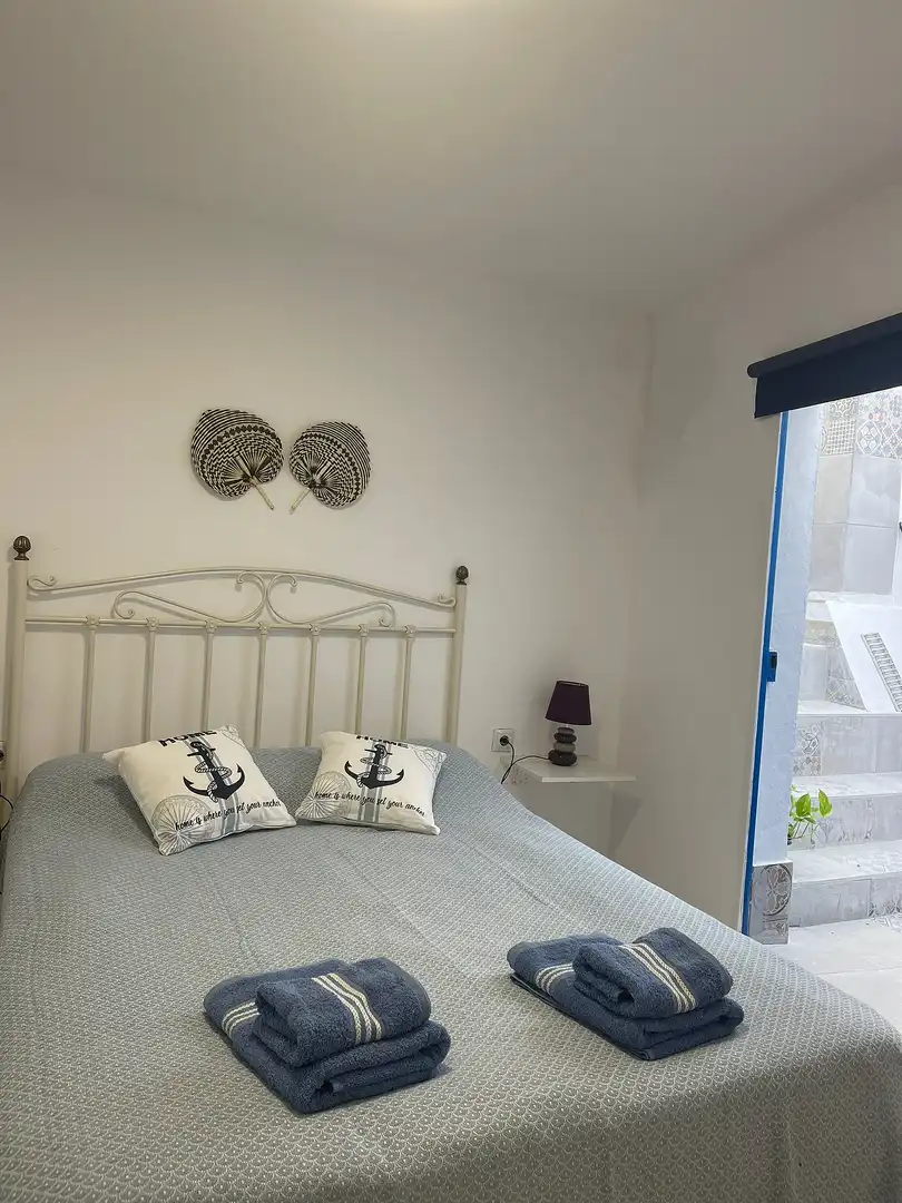Dormitori de Casa o xalet en venda en Torrox amb Aire condicionat i Terrassa