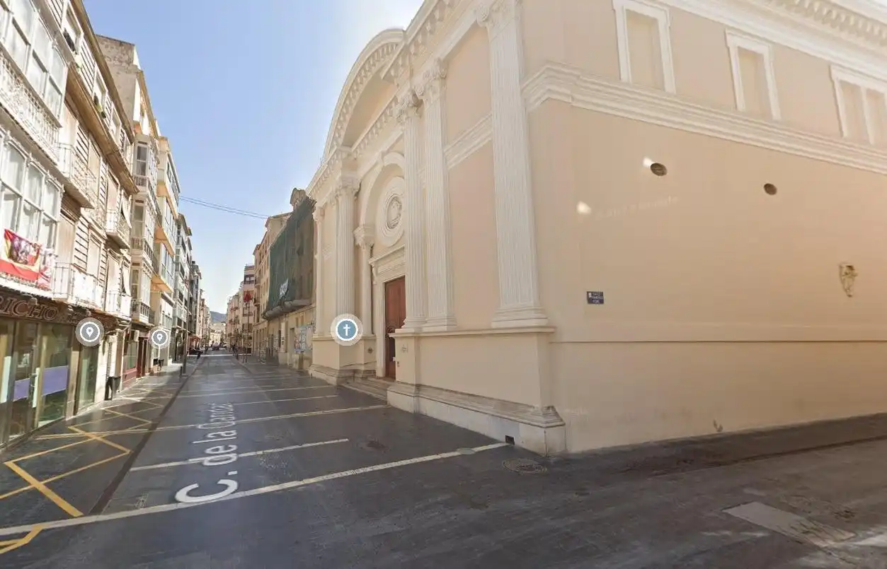 Local comercial de lloguer a Calle Calle de las Beatas, imagen 3