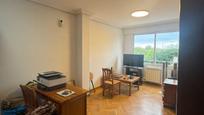 Living room of Flat for sale in  Madrid Capital  with Air Conditioner, Heating and Private garden