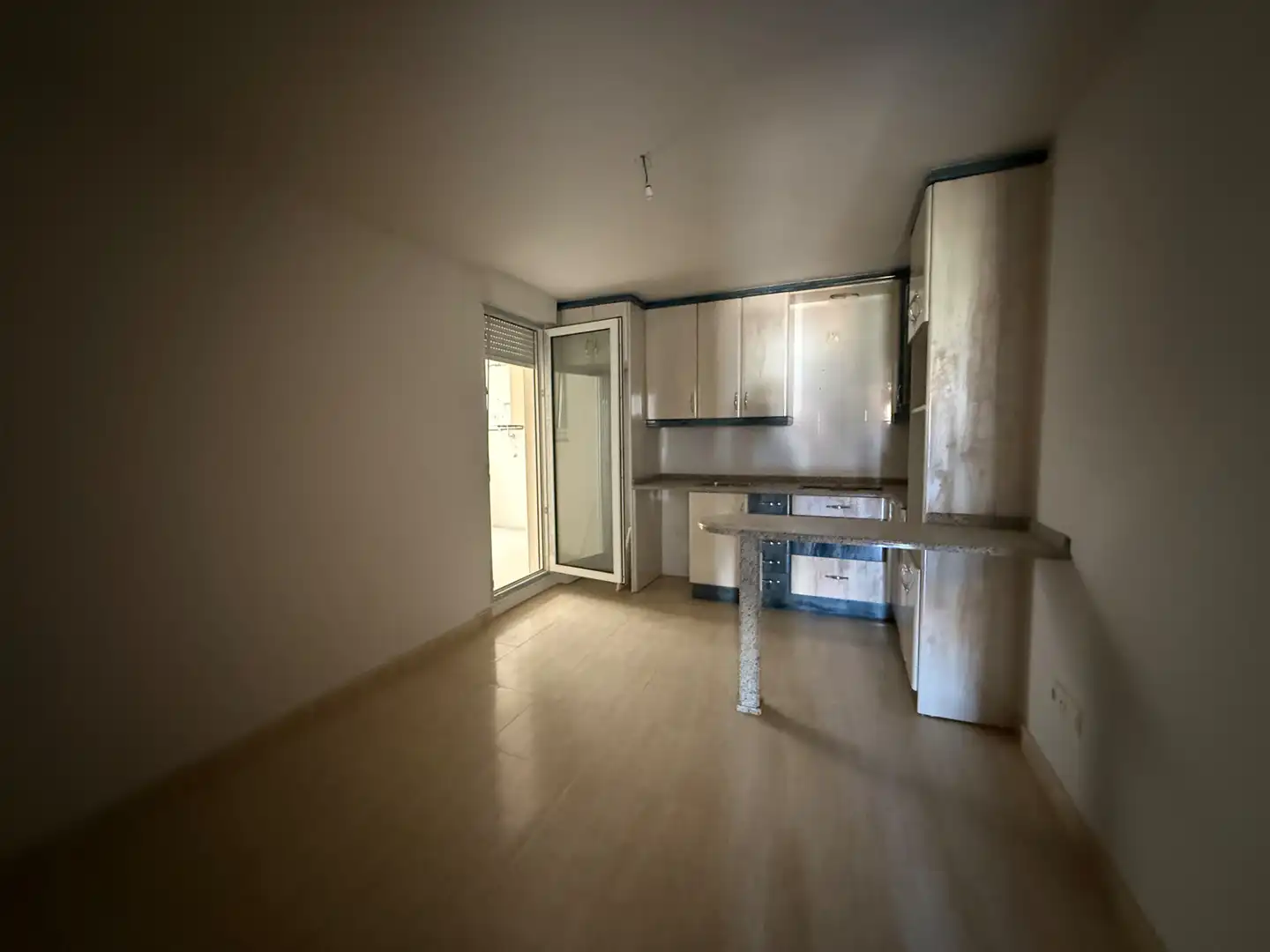 Cocina de Piso en venta en Benavente con Calefacción