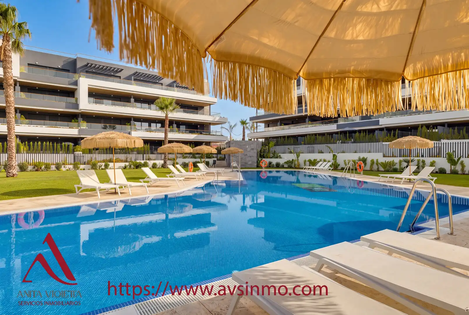 Swimming pool of Apartments for rent in Torrevieja  with Air Conditioner, Heating and Terrace