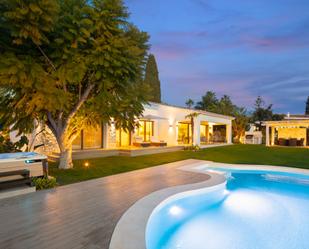 Jardí de Casa o xalet en venda en Marbella amb Jardí privat, Terrassa i Piscina