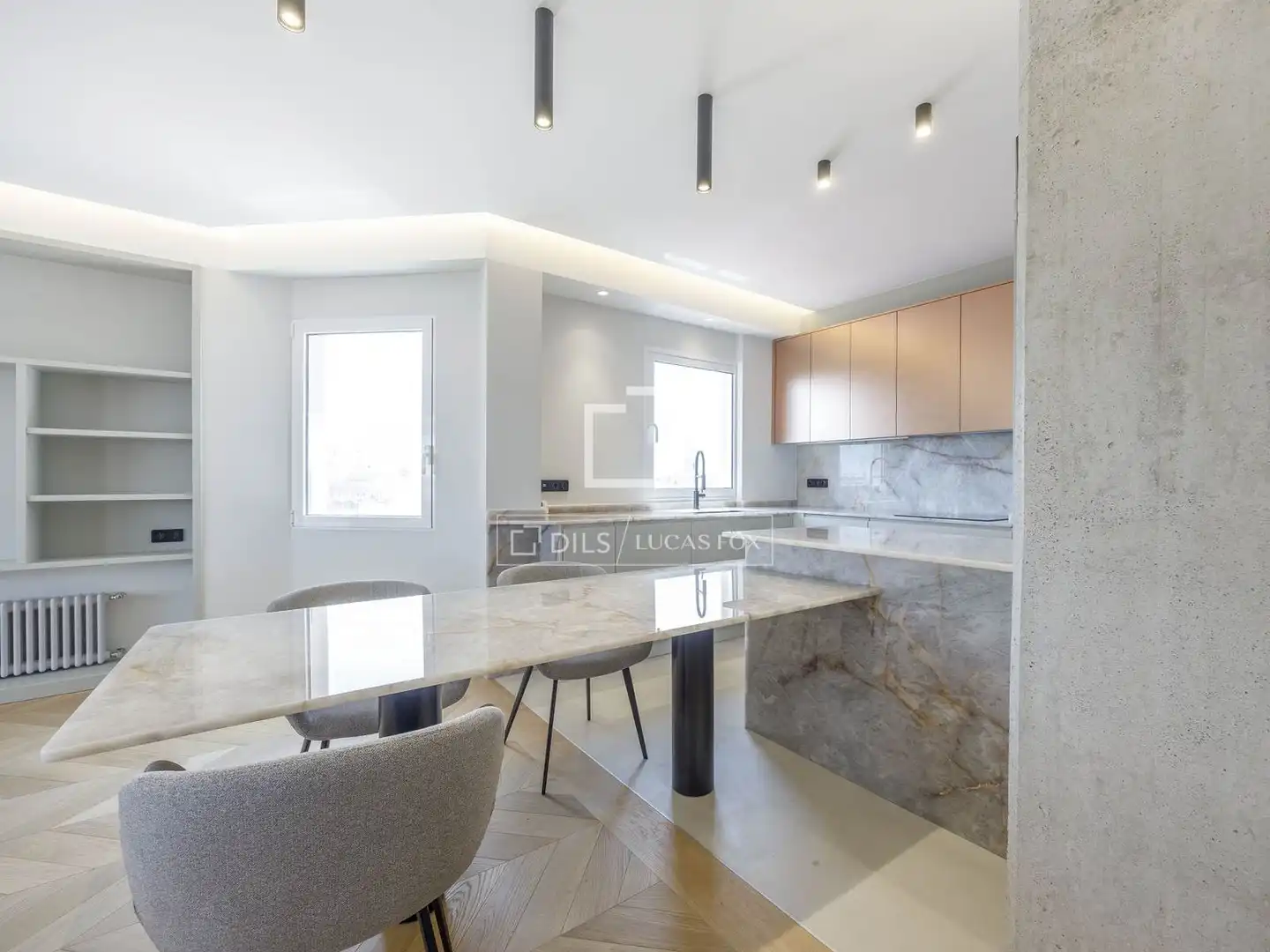 Kitchen of Attic for rent in Valencia  with Air Conditioner, Heating and Parquet flooring
