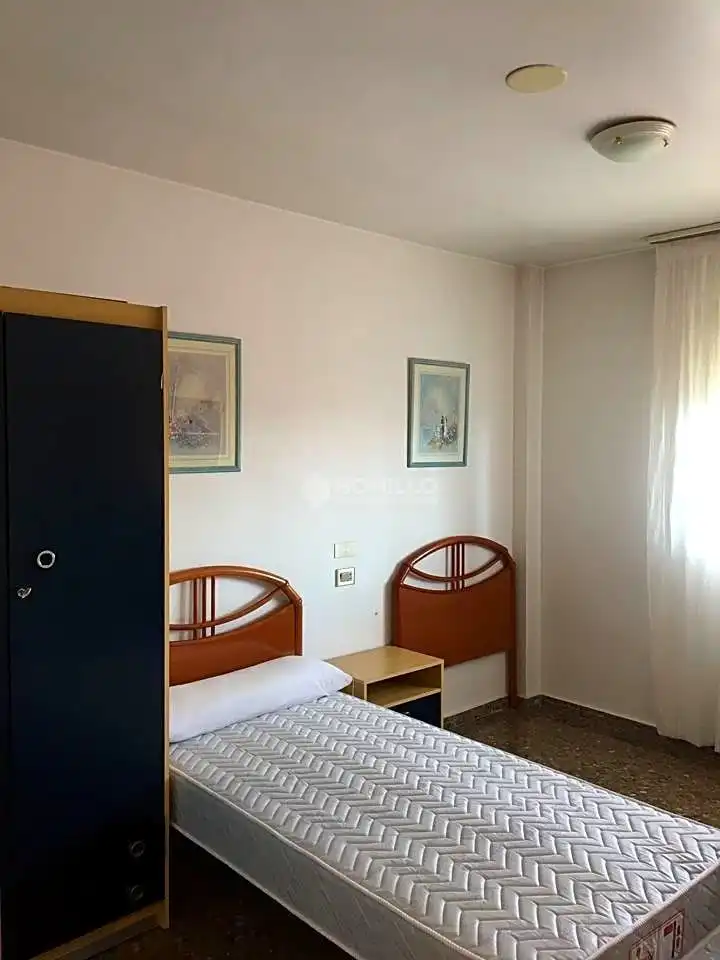 Flat with terrace to rent in Avenida de Sagunto, imagen 18