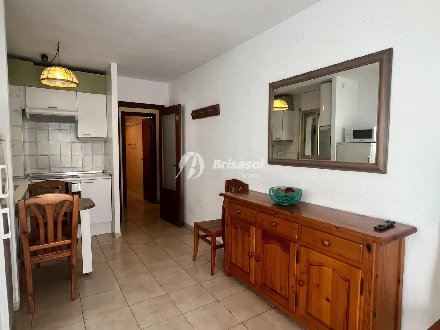 Cuina de Apartament en venda en Salou amb Balcó i Piscina comunitària