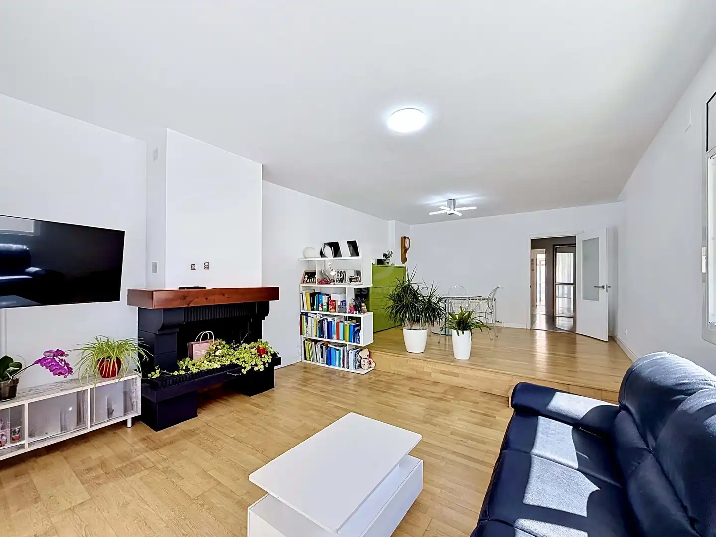 Living room of Houses for sale in Sant Pere de Ribes  with Air Conditioner, Heating and Terrace
