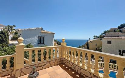 Vista exterior de Casa o xalet en venda en Benitachell / El Poble Nou de Benitatxell amb Terrassa i Piscina