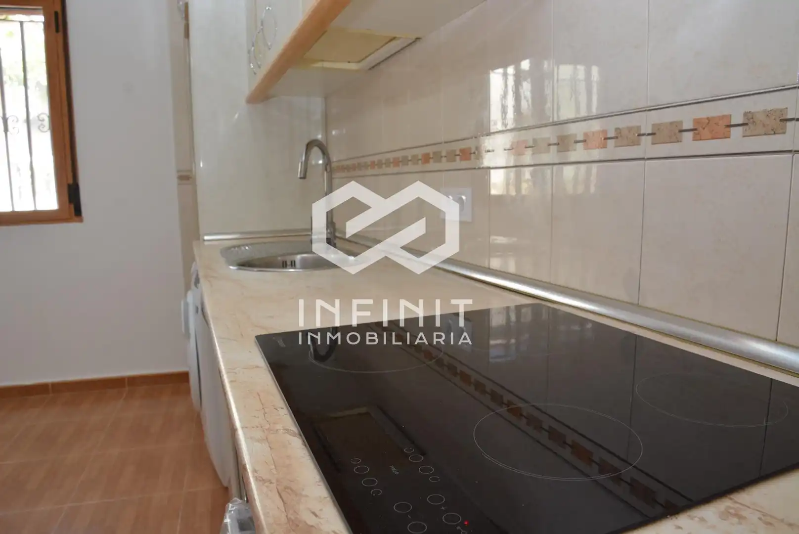 Cuina de Casa o xalet en venda en Brea de Tajo amb Aire condicionat i Calefacció
