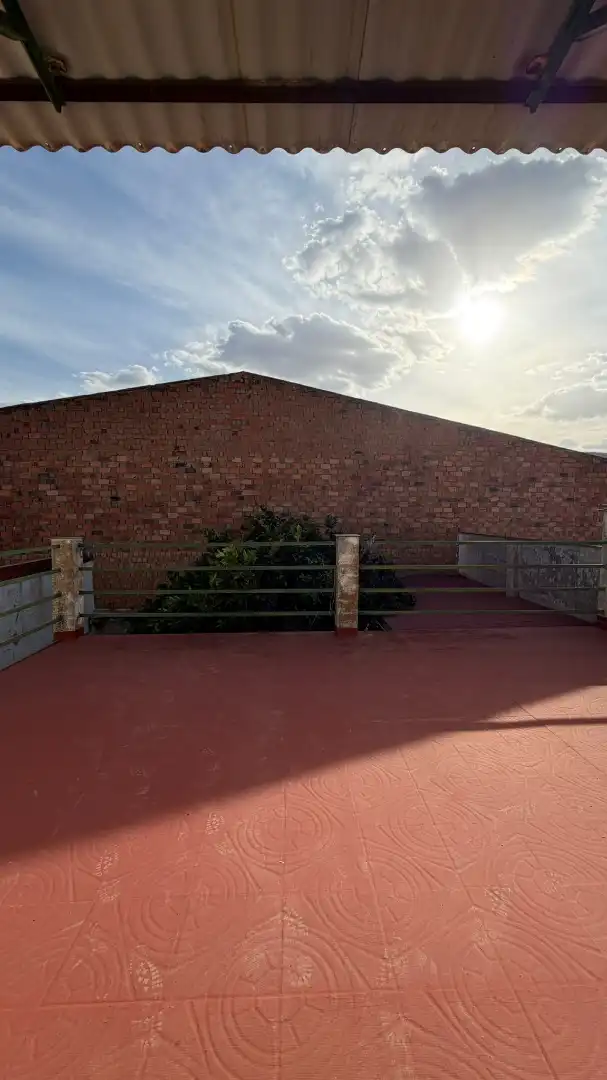 Vista exterior de Casa o chalet en venta en Monterrubio de la Serena con Terraza, Trastero y Amueblado