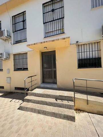 Piso en Venta en Pz Santa Gema en Marchena