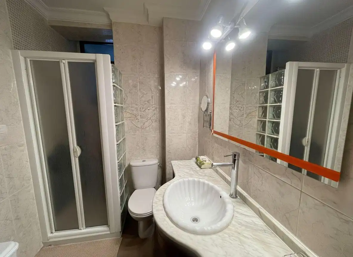 Flat for sale in El Plantinar – Avda. La Paz - El Juncal