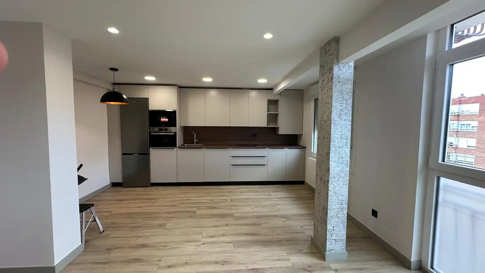 Cocina de Piso en venta en Burgos con Calefacción, Parquet y Amueblado