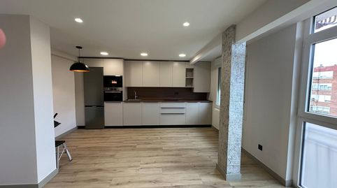 Foto 2 de Piso en venta en Avenida de Los Derechos Humanos, Gamonal - San Bruno - G9, Burgos Capital