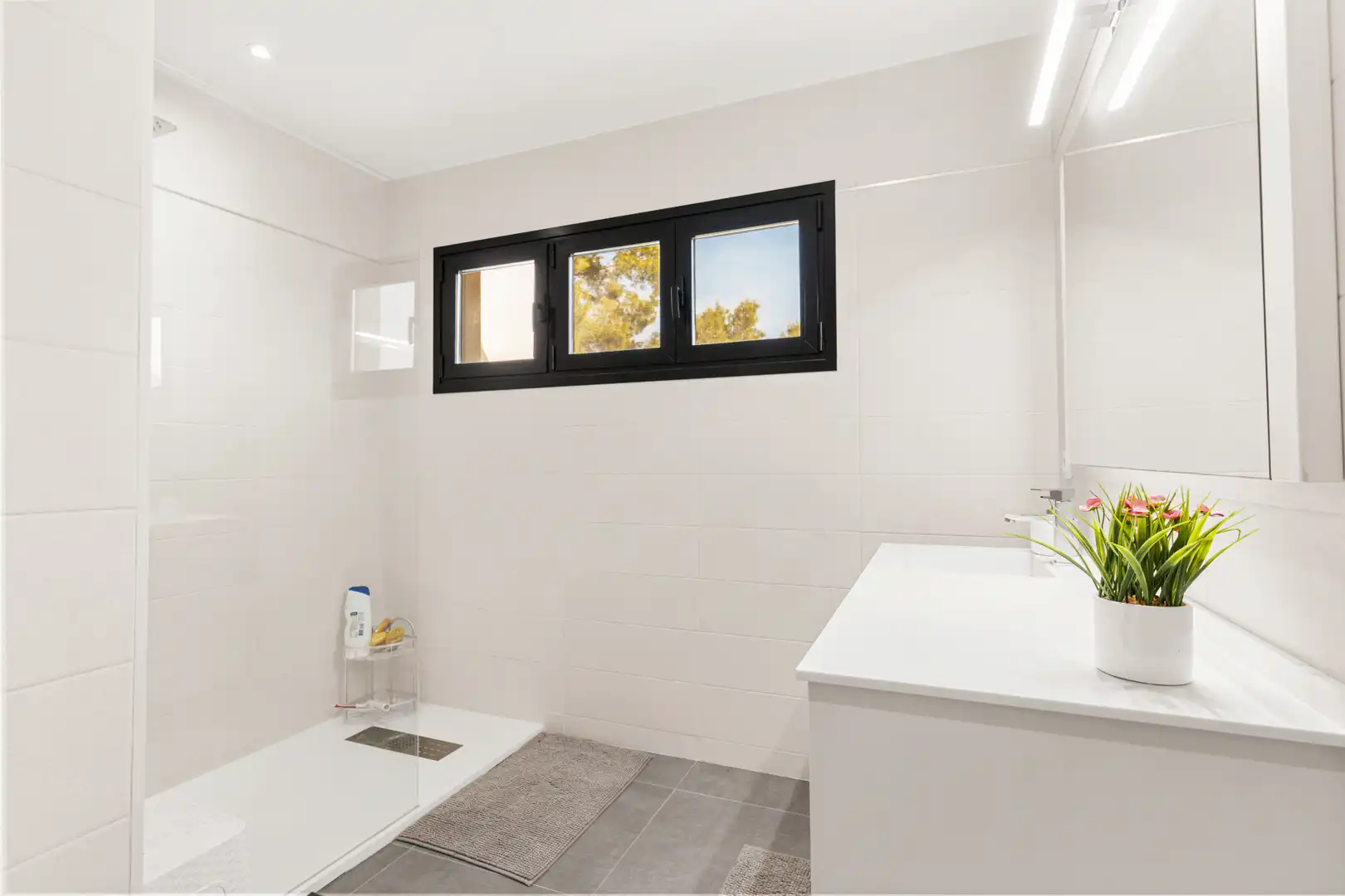Bathroom of Houses for sale in Jávea / Xàbia  with Air Conditioner, Heating and Private garden