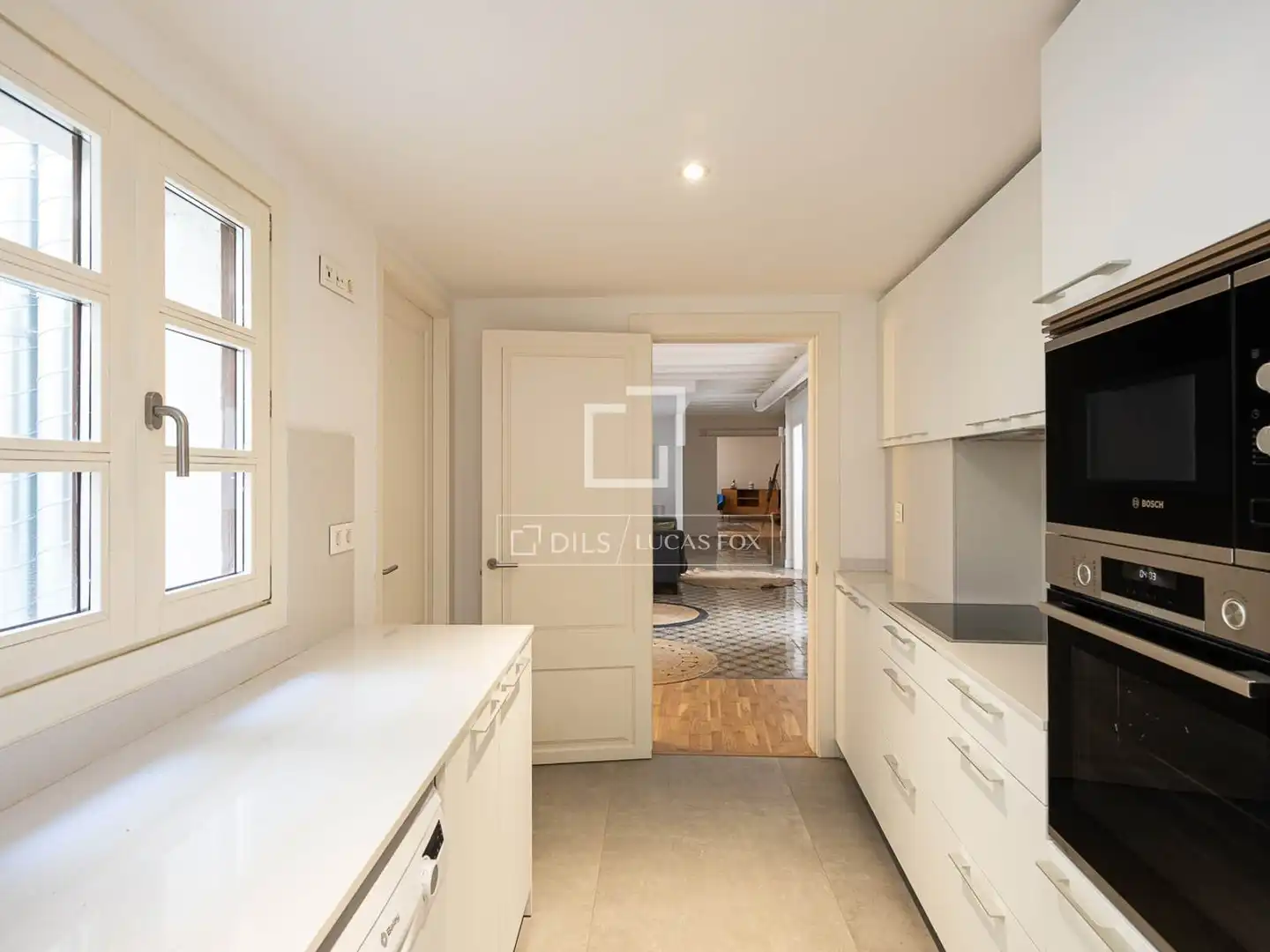 Cuina de Pis en venda en Barcelona amb Aire condicionat, Calefacció i Parquet