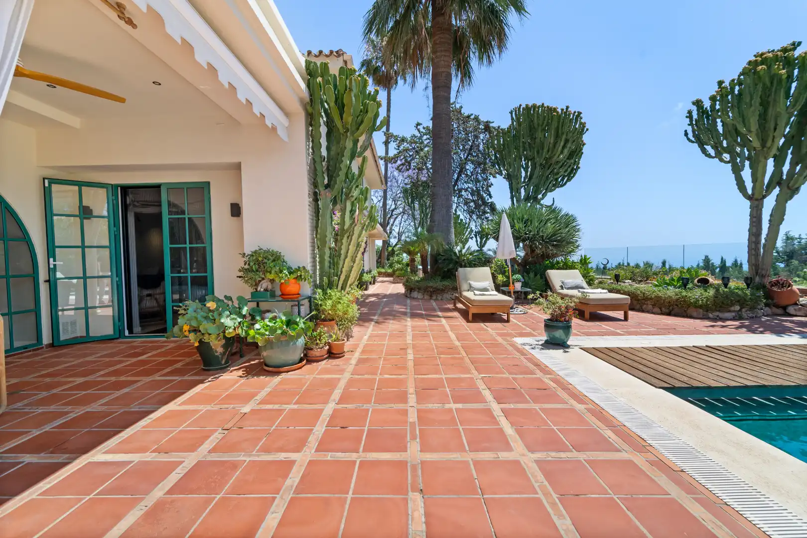 Terrassa de Casa o xalet en venda en Benalmádena amb Aire condicionat, Calefacció i Jardí privat