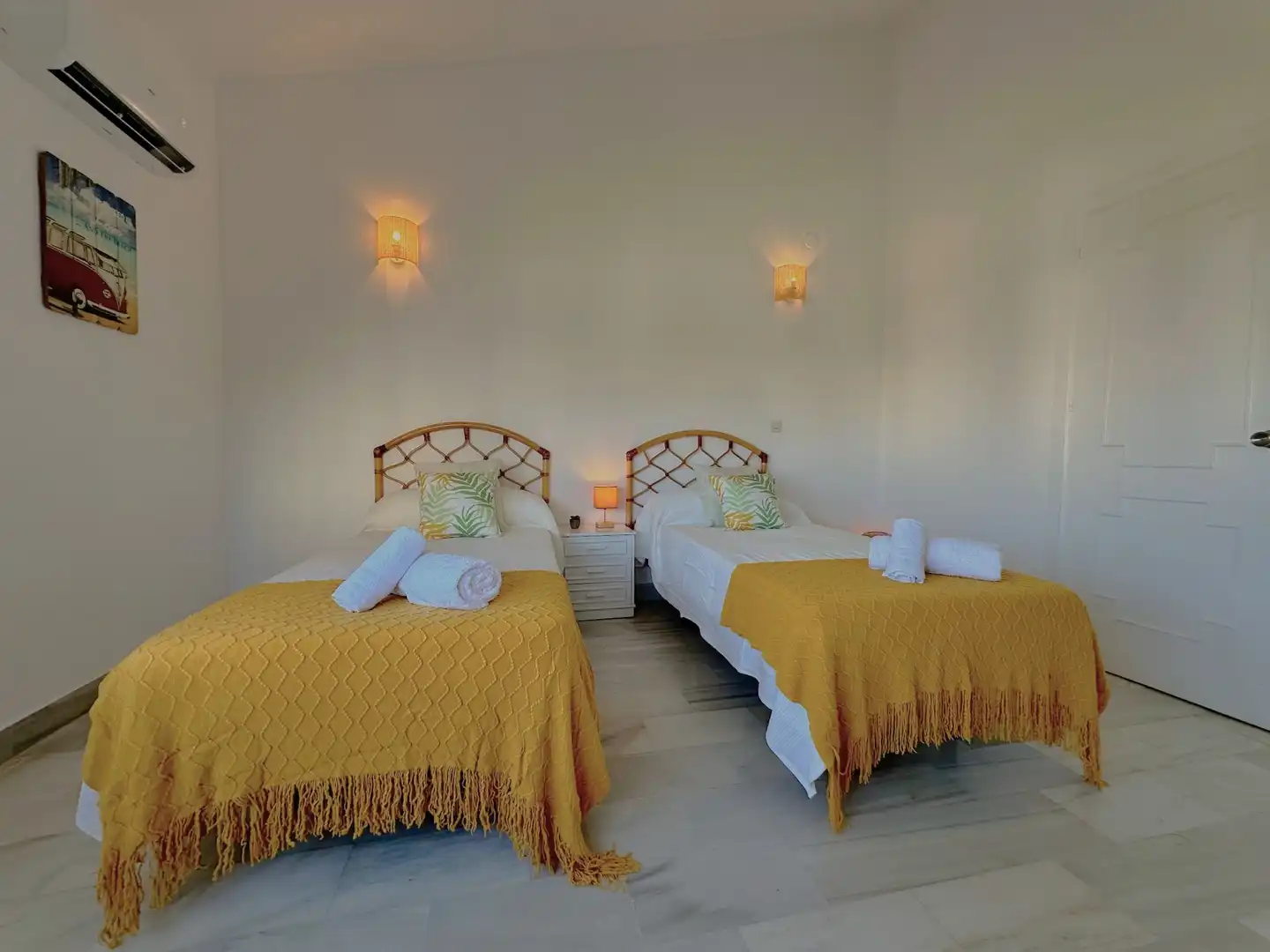 Bedroom of Attic for sale in Mijas  with Air Conditioner, Heating and Private garden