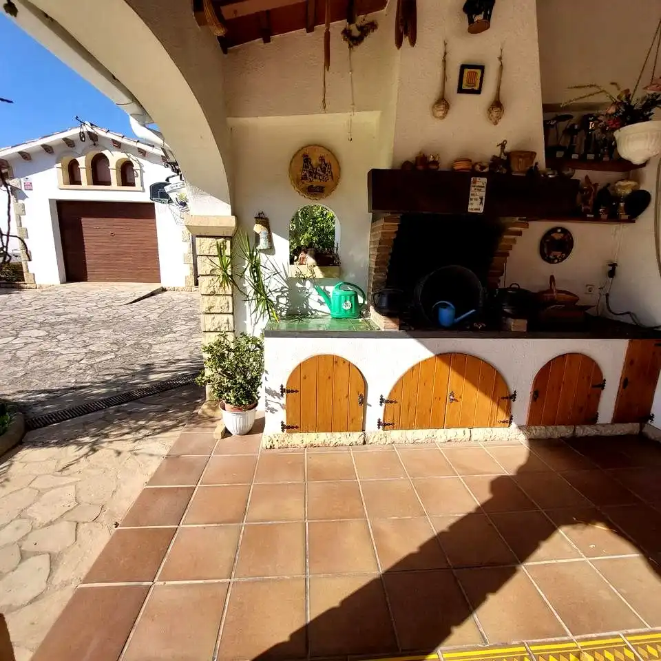 Vista exterior de Casa o chalet en venta en El Vendrell con Aire acondicionado, Calefacción y Jardín privado