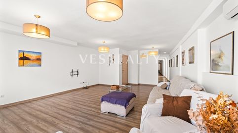 Foto 4 de Piso en venta en Diaz Moreu, Barrio del Centro, Alicante / Alacant