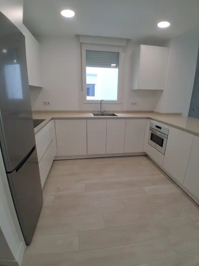 Wohnung mit Aufzug zum Verkauf in Calle Gibraleón, imagen 3