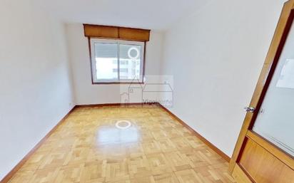 Bedroom of Flat for sale in Vigo   with Storage room