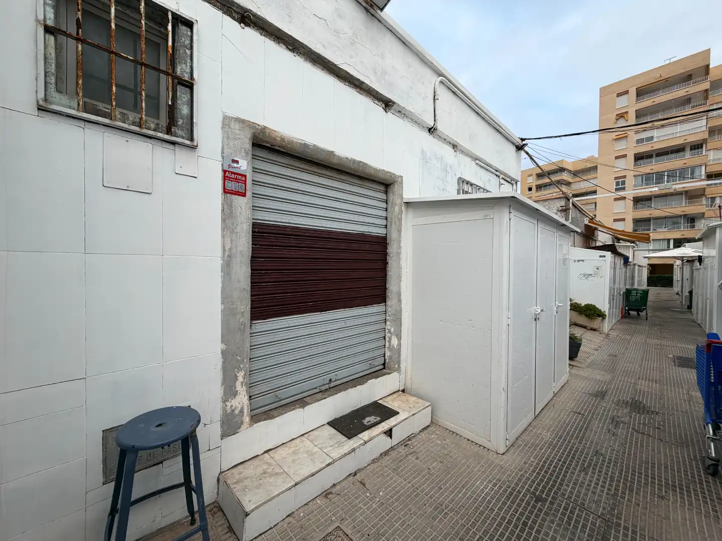 Vista exterior de Local en venta en Alicante / Alacant con Aire acondicionado, Terraza y Amueblado