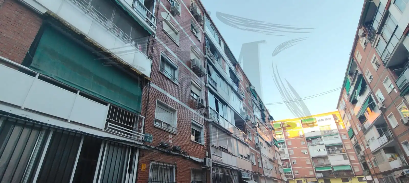 Vista exterior de Piso en venta en Alcalá de Henares con Terraza y Internet
