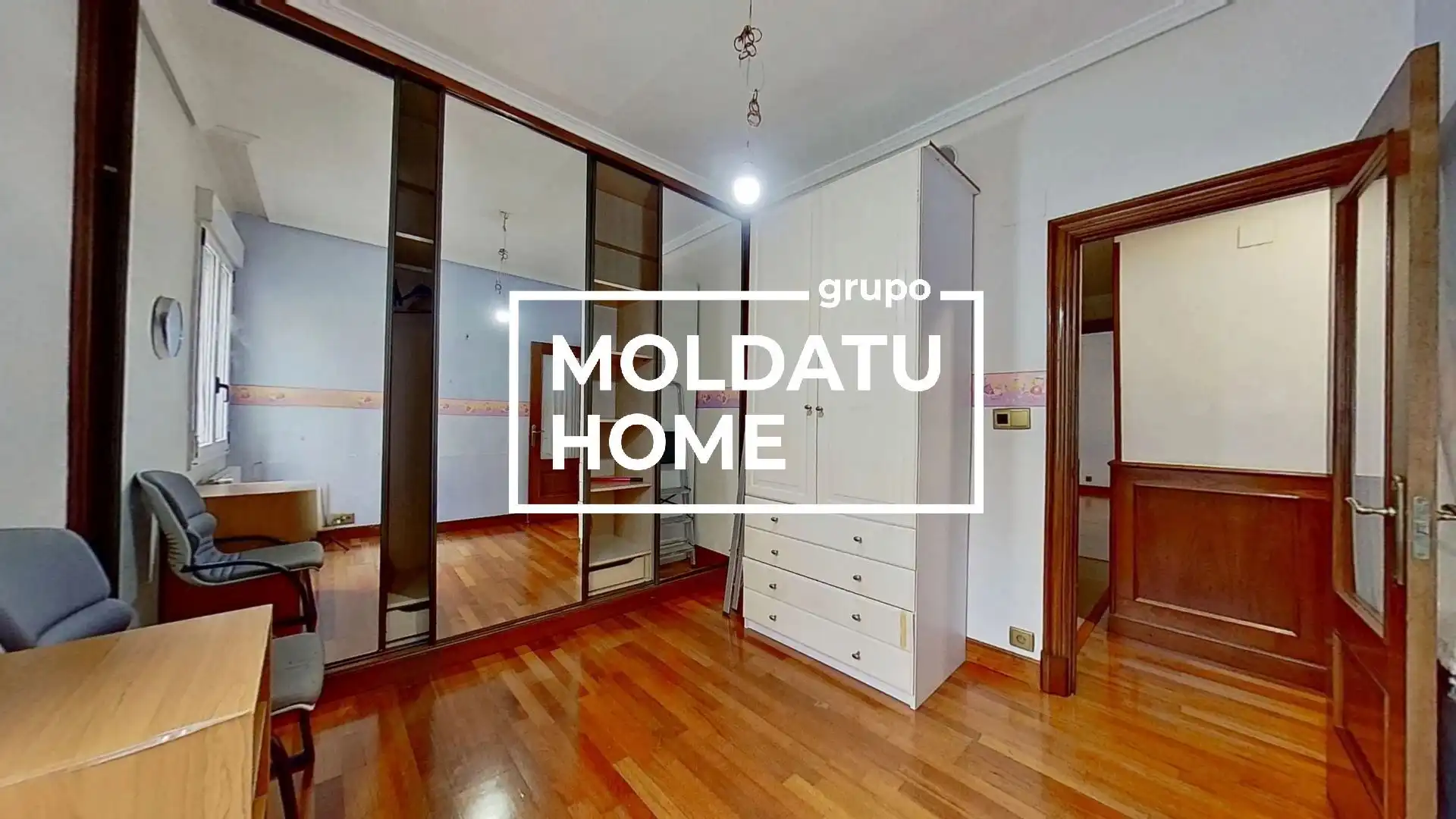 Habitación de Piso en venta en Bilbao  con Calefacción