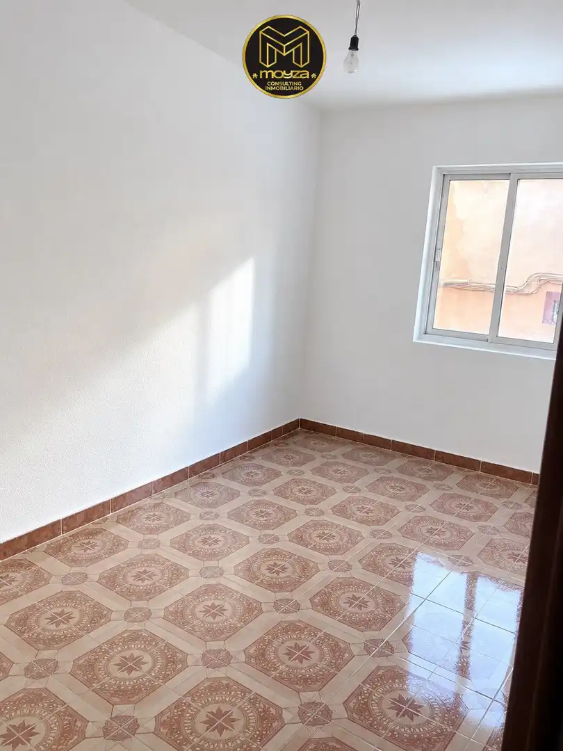 Piso con terraza en venta en Alcantarilla - La Glorieta