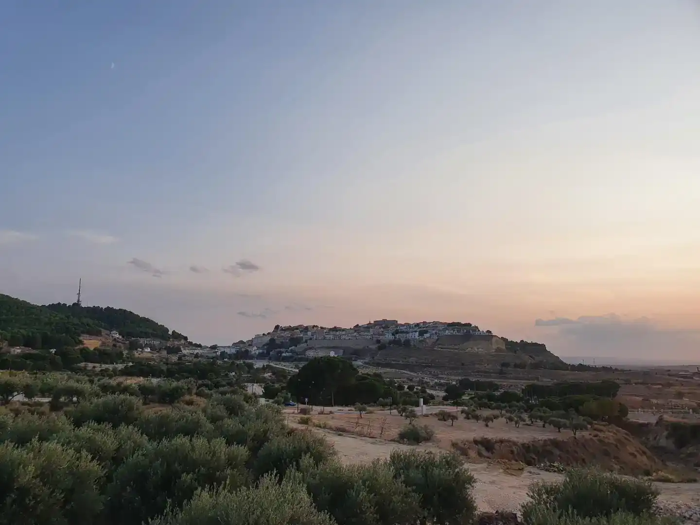 Vista exterior de Terreno en venta en Chinchilla de Monte-Aragón