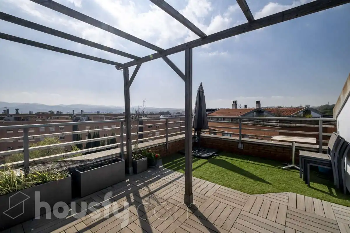 Maisonette zum Verkauf in Avinguda de les Roquetes, Coll Favà