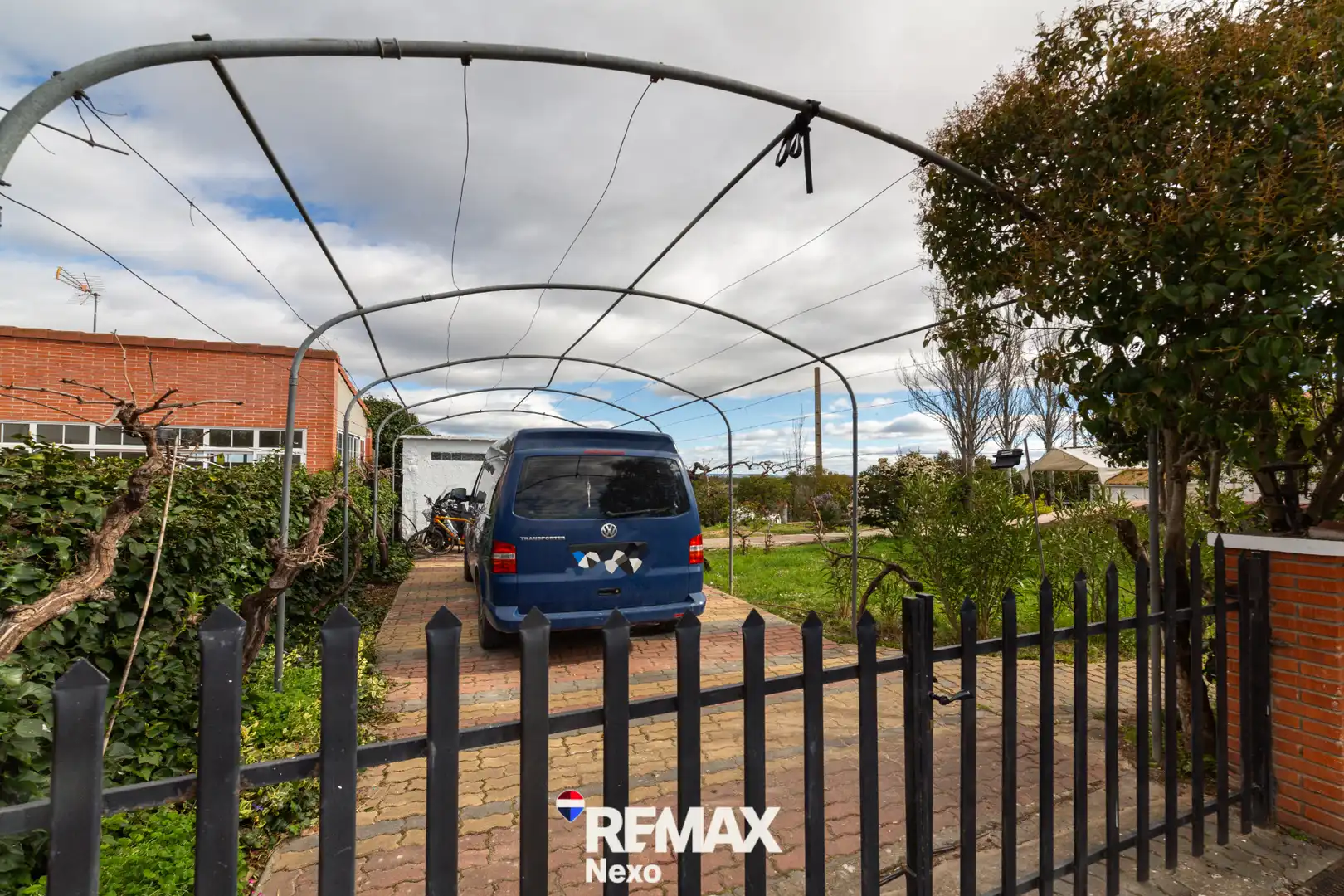 Parking de Casa o chalet en venta en Cistérniga con Jardín privado, Terraza y Trastero