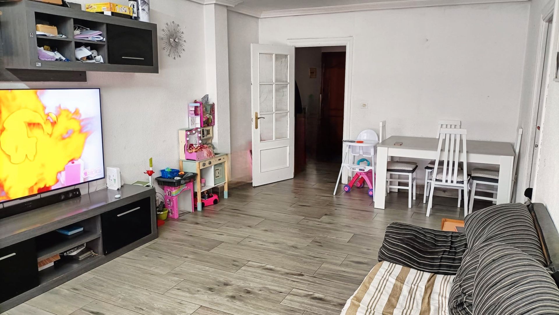 Living room of Flat for sale in Venta de Baños  with Heating and Balcony