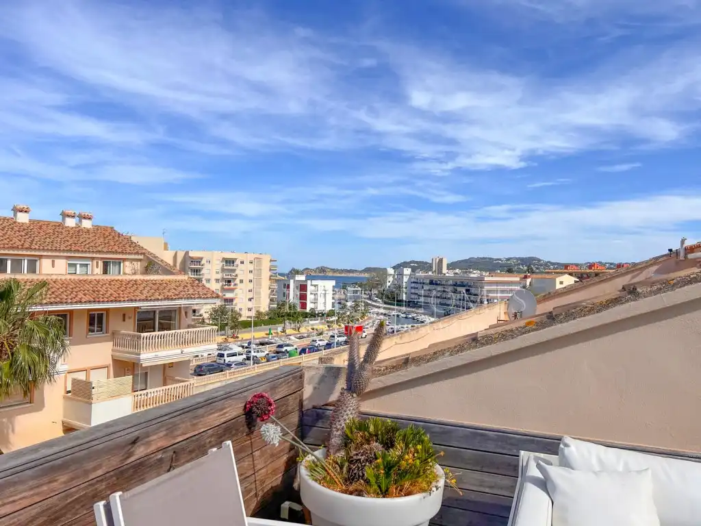 Attic for sale in Calle Burdeos, 4, Montañar - El Arenal