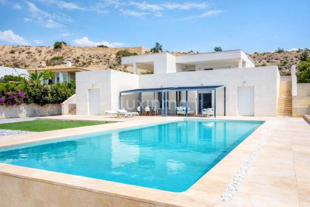 Casa-chalet en Venta en Montnegre