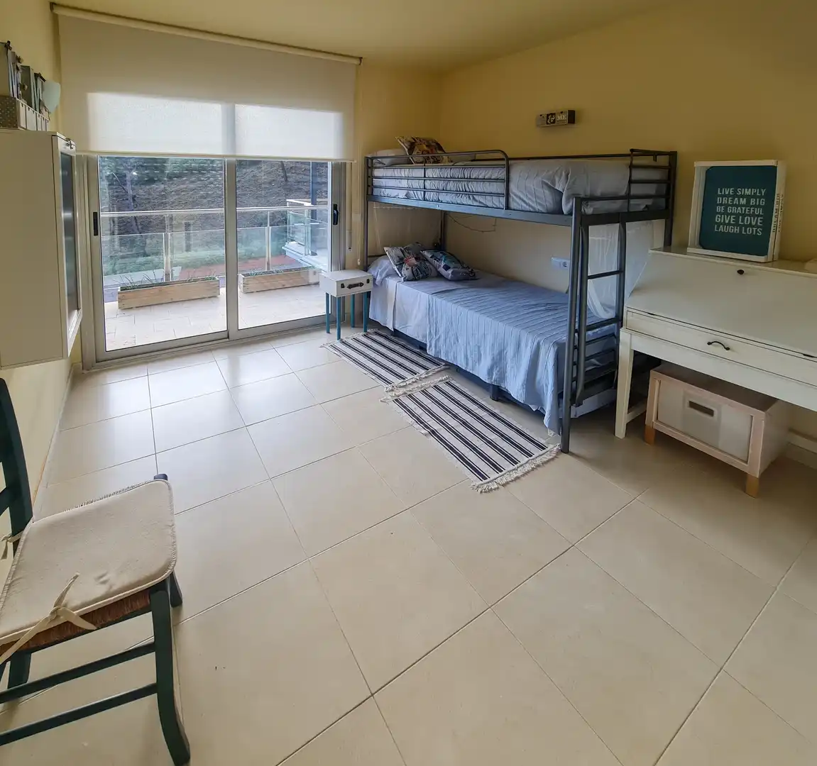 Habitación de Casa adosada en venta en Begur con Aire acondicionado, Calefacción y Jardín privado