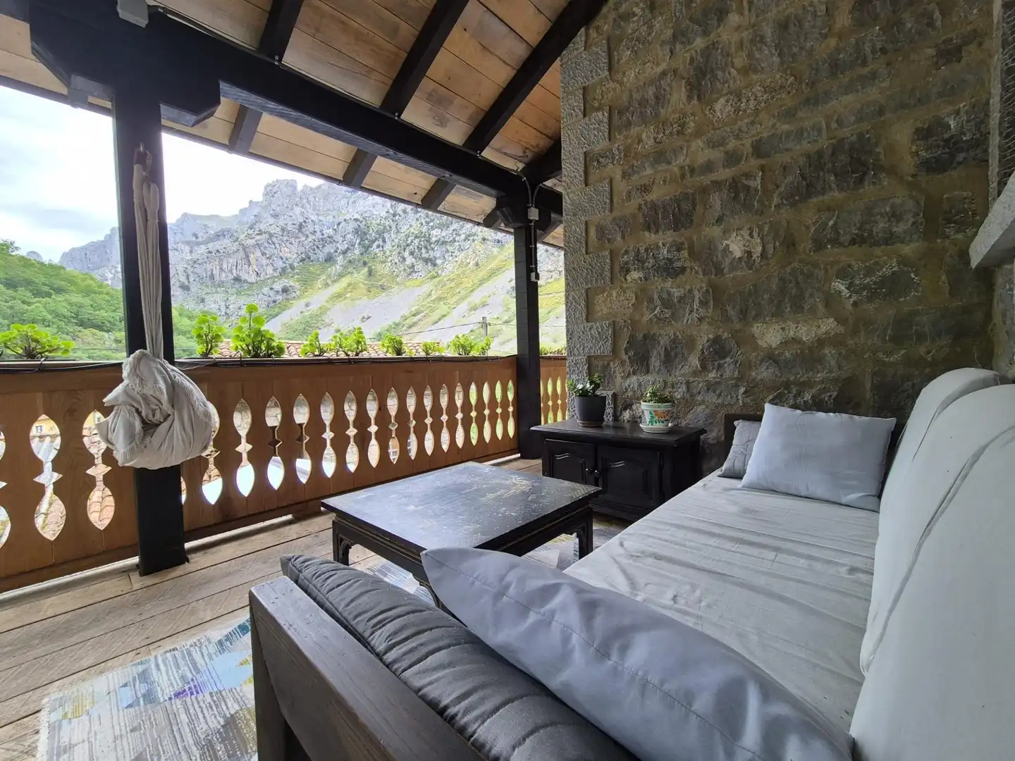 Casa rústica amb terrassa en venda a Posada de Valdeón, imagen 2