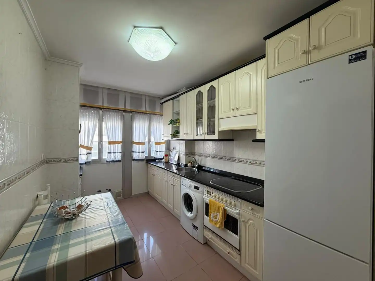 Cocina de Piso en venta en Castro-Urdiales con Calefacción