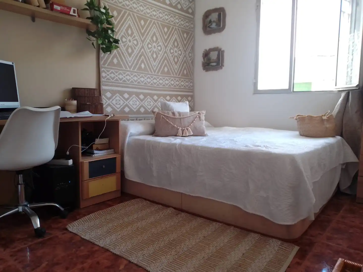 Habitación de Casa o chalet en venta en Zaragoza con Jardín privado