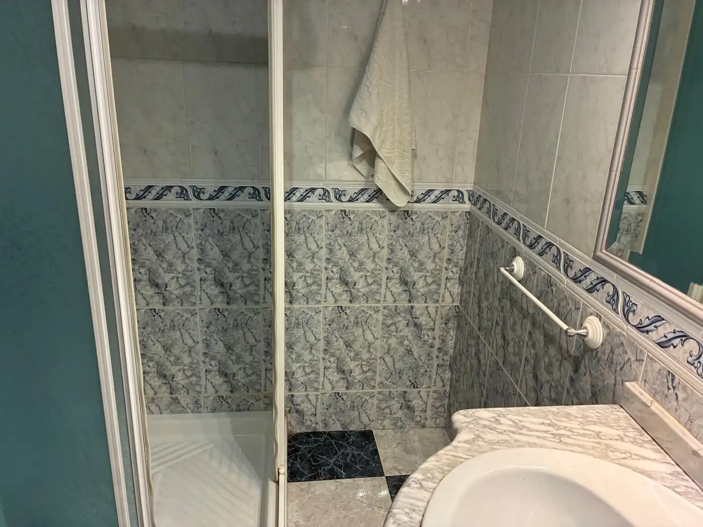 Bany de Pis en venda en Granada