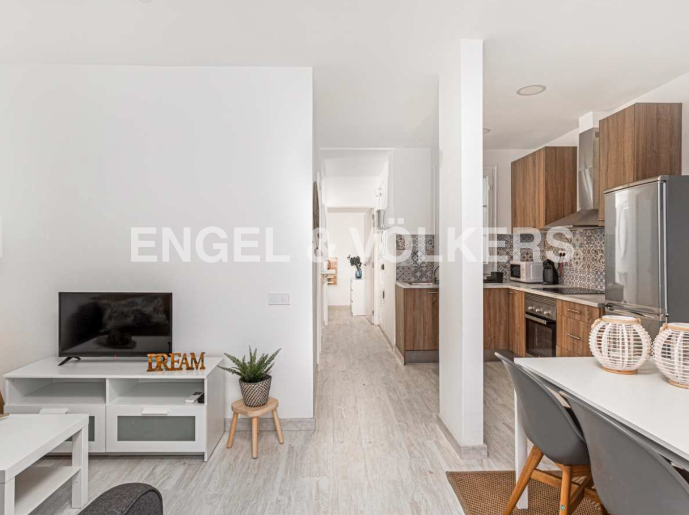 Exterior view of Apartment to rent in  Barcelona Capital  with Air Conditioner, Heating and Parquet flooring
