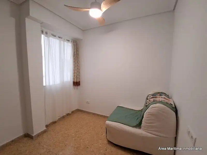 Bedroom of Flat for rent in Valencia  with Air Conditioner, Heating and Furnished