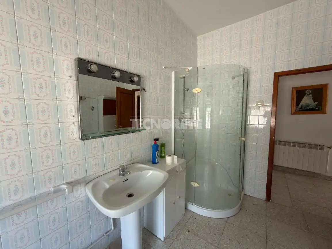 Baño de Casa o chalet en venta en Cebolla con Calefacción, Jardín privado y Balcón