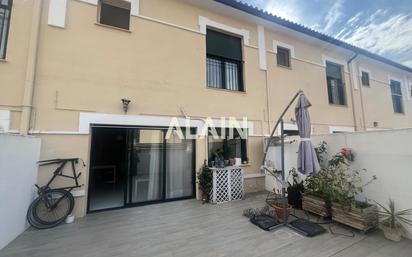 Exterior view of House or chalet for sale in  Valencia Capital  with Air Conditioner, Heating and Terrace
