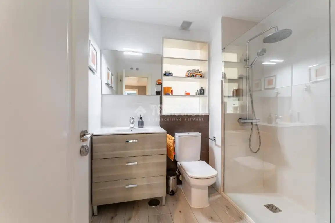 Baño de Casa adosada en venta en Torrelodones con Calefacción, Terraza y Balcón