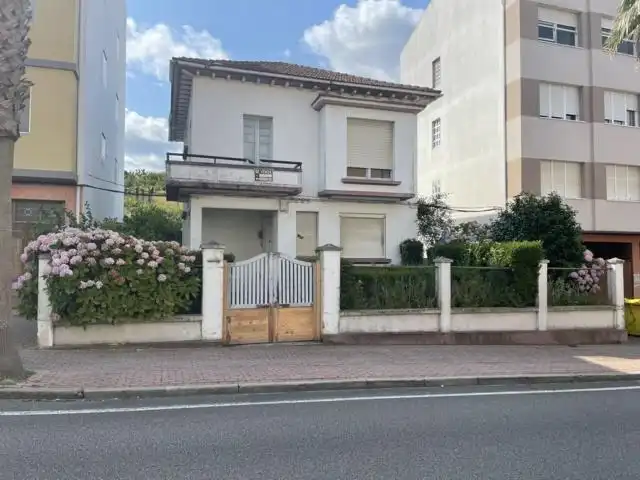 Vista exterior de Casa o chalet en venta en Ortigueira con Jardín privado